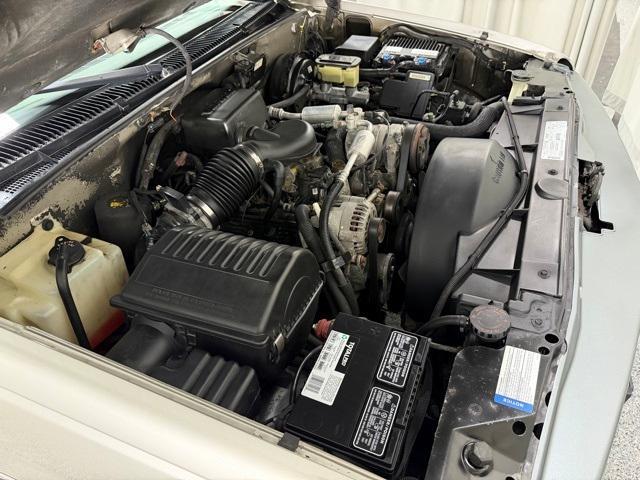 used 1999 Chevrolet Suburban car, priced at $14,995