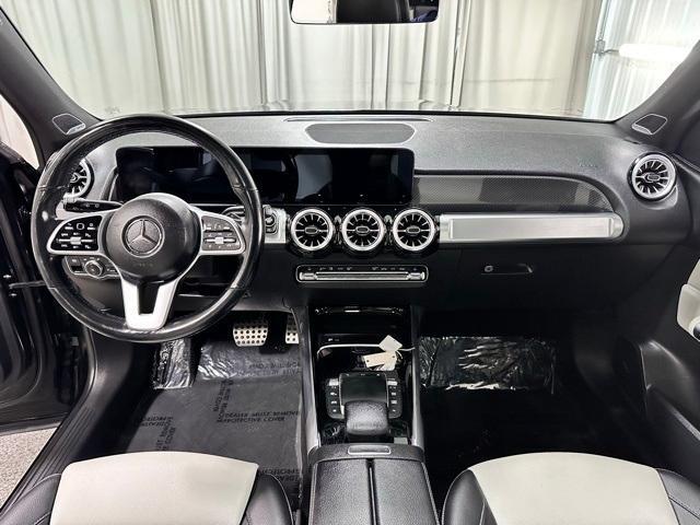 used 2022 Mercedes-Benz GLB 250 car, priced at $25,659