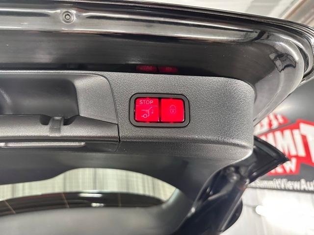 used 2022 Mercedes-Benz GLB 250 car, priced at $25,659