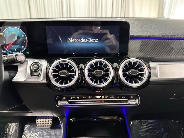 used 2022 Mercedes-Benz GLB 250 car, priced at $25,659