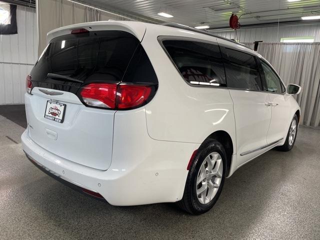 used 2017 Chrysler Pacifica car, priced at $14,995