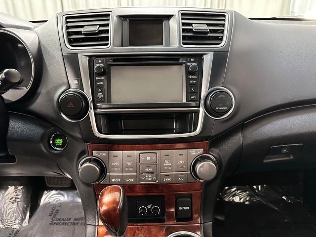 used 2013 Toyota Highlander car, priced at $14,322