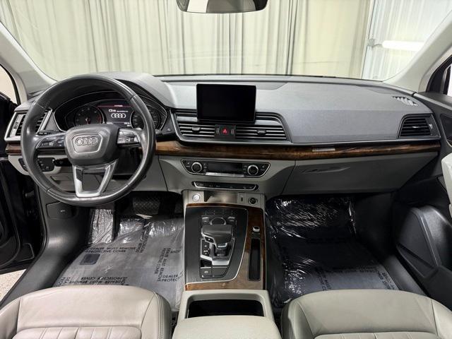 used 2020 Audi Q5 car, priced at $18,492