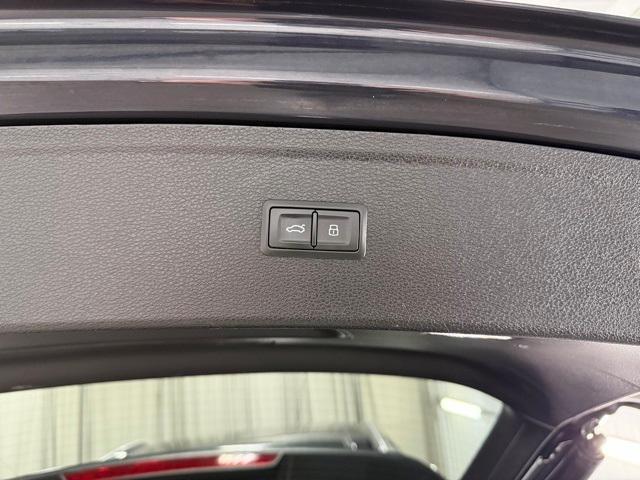 used 2020 Audi Q5 car, priced at $18,492