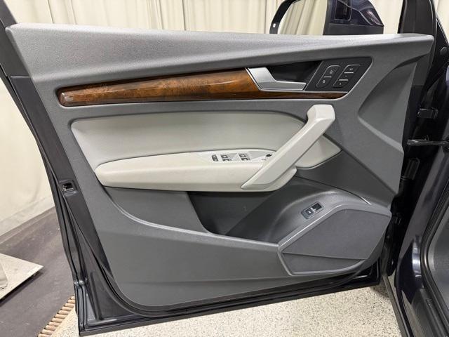 used 2020 Audi Q5 car, priced at $18,492