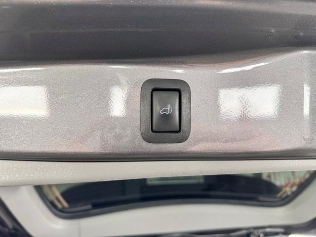 used 2017 Toyota Highlander car, priced at $24,522