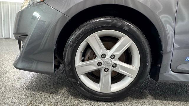 used 2014 Toyota Camry Hybrid car, priced at $11,265