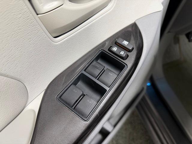 used 2013 Toyota Sienna car, priced at $14,495