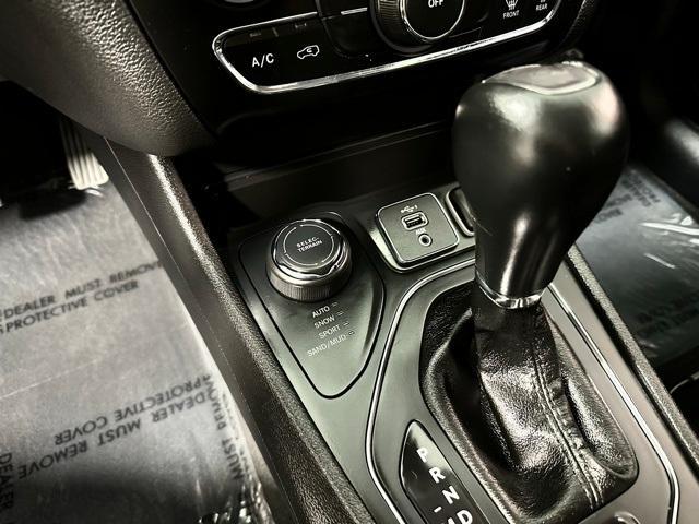 used 2019 Jeep Cherokee car, priced at $20,995
