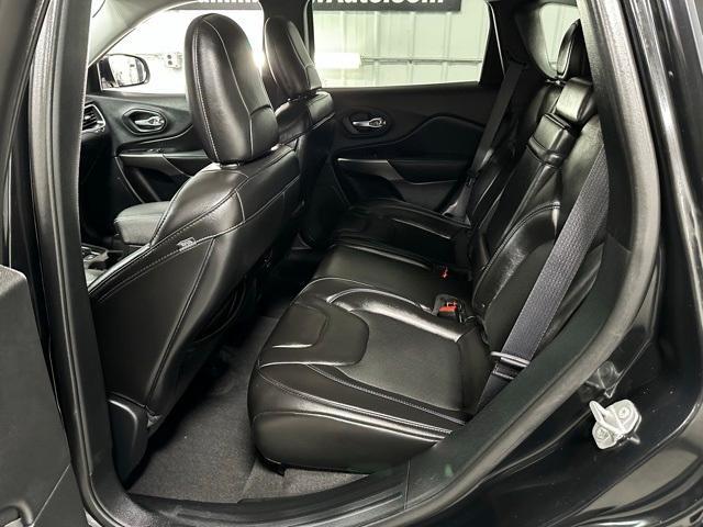 used 2019 Jeep Cherokee car, priced at $20,995