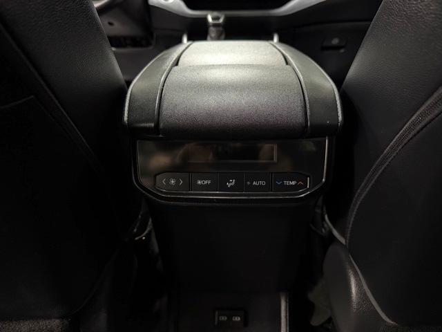 used 2022 Toyota Highlander car, priced at $33,648