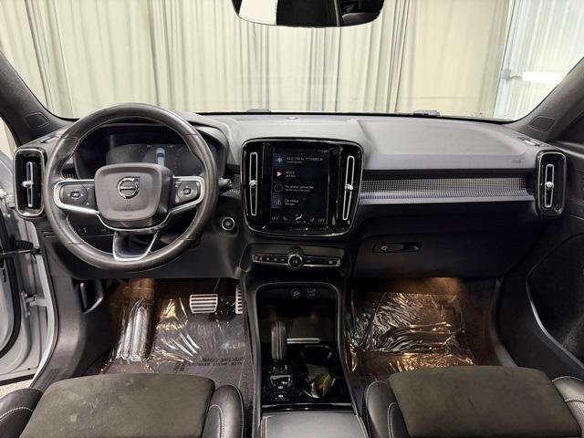 used 2021 Volvo XC40 car, priced at $25,273