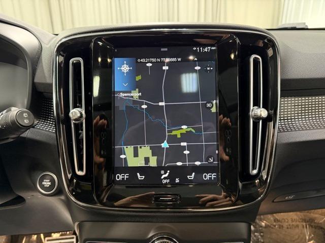 used 2021 Volvo XC40 car, priced at $25,273