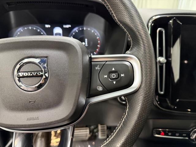 used 2021 Volvo XC40 car, priced at $25,273