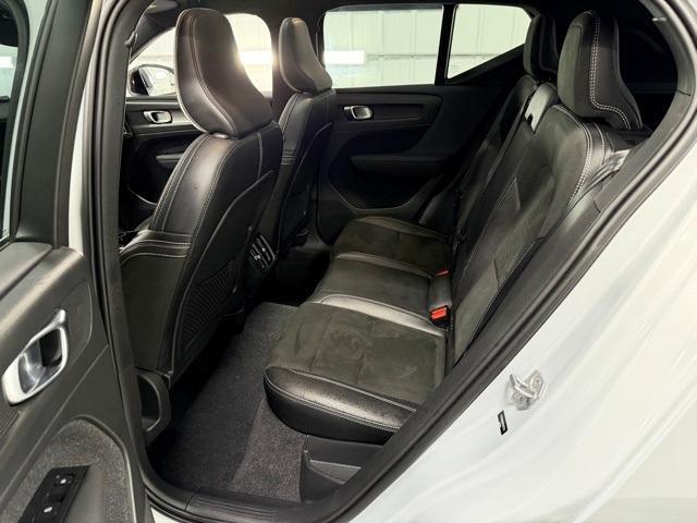 used 2021 Volvo XC40 car, priced at $25,273