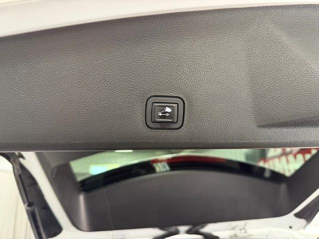 used 2015 Cadillac SRX car, priced at $12,995