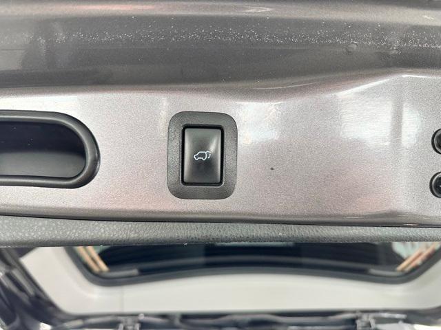 used 2015 Toyota Highlander car, priced at $17,850