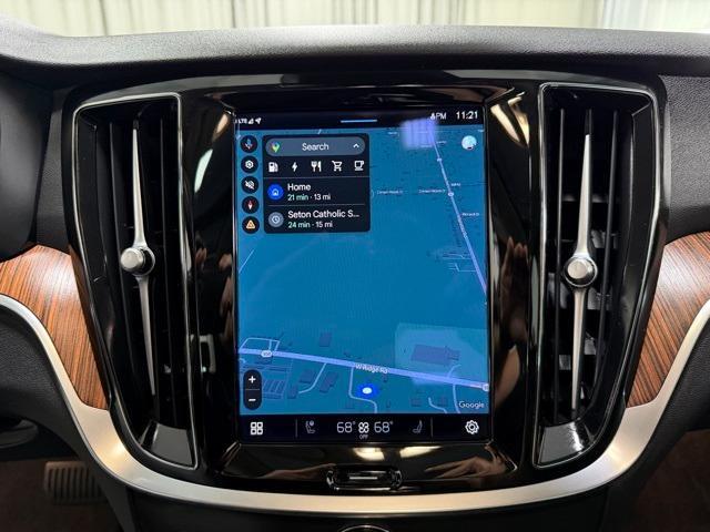 used 2024 Volvo S60 Recharge Plug-In Hybrid car, priced at $38,232