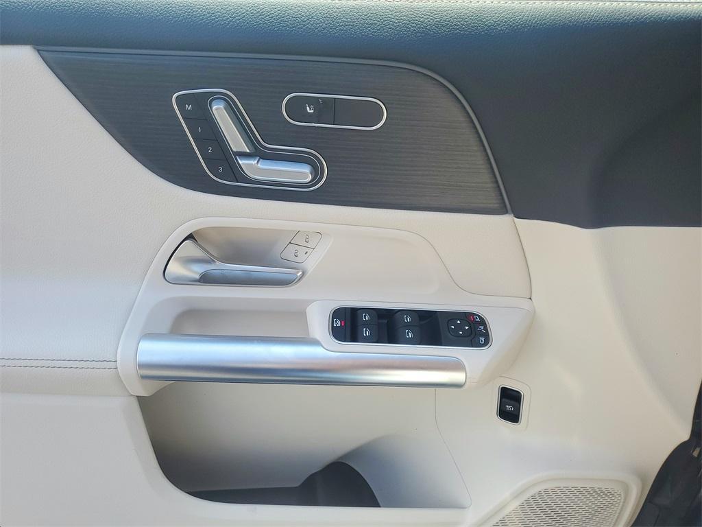 used 2023 Mercedes-Benz GLA 250 car, priced at $32,381