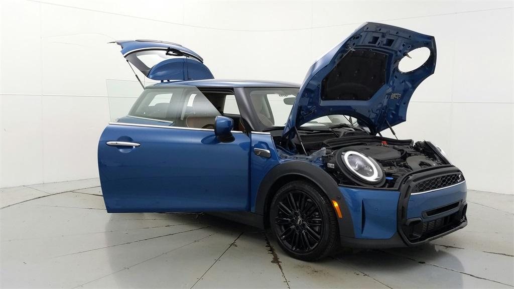 used 2023 MINI Hardtop car, priced at $26,997