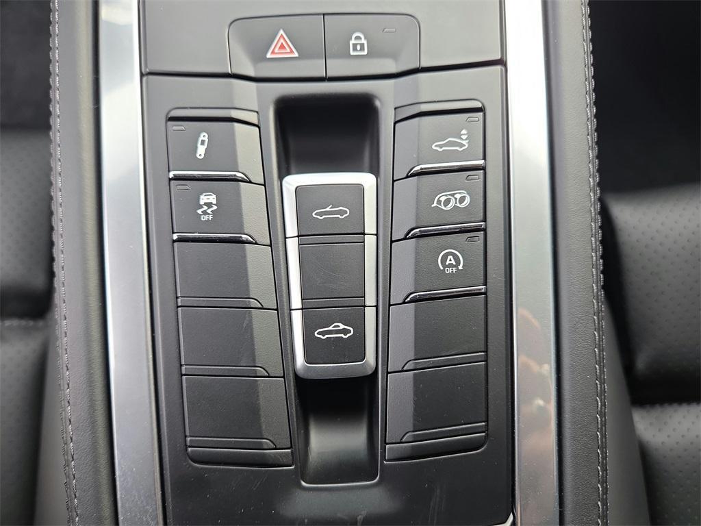 used 2025 Porsche 718 Boxster car, priced at $121,617