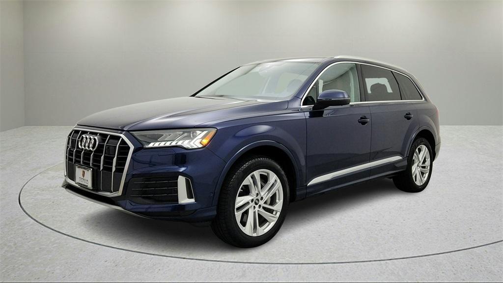 used 2024 Audi Q7 car, priced at $53,859