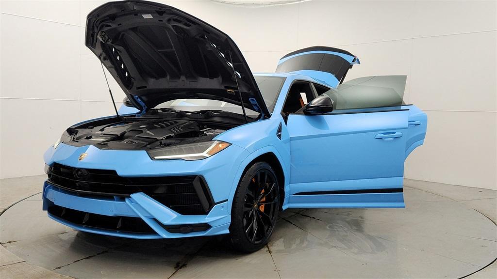 used 2023 Lamborghini Urus car, priced at $261,995