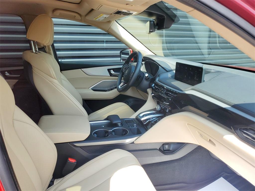 used 2022 Acura MDX car, priced at $39,998