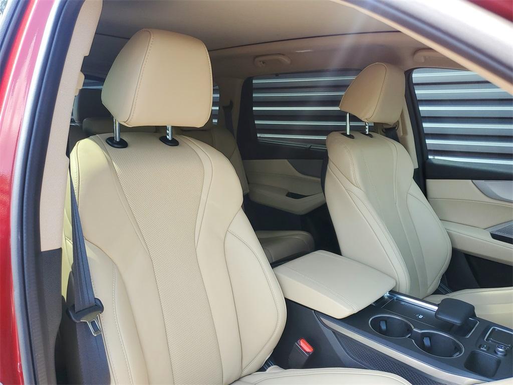 used 2022 Acura MDX car, priced at $39,998