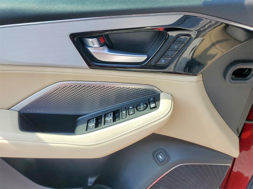 used 2022 Acura MDX car, priced at $39,998