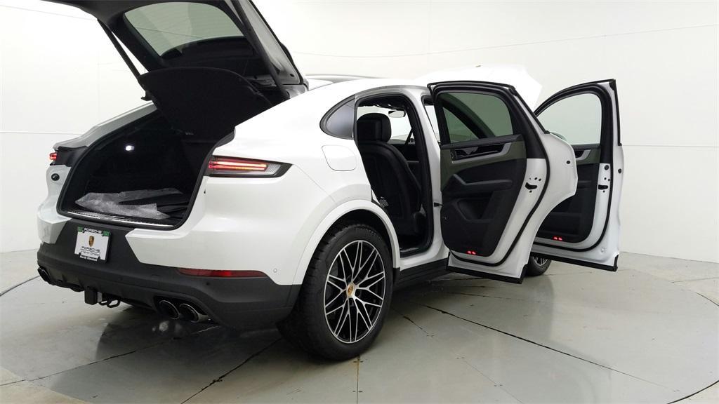 used 2024 Porsche Cayenne car, priced at $89,989