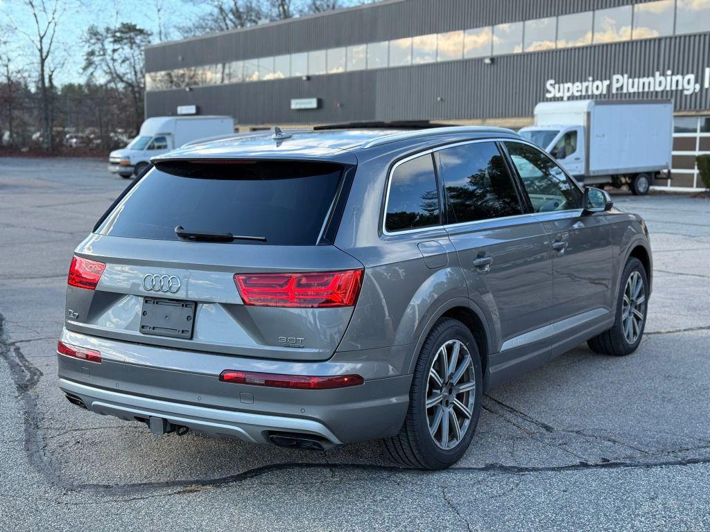 used 2017 Audi Q7 car, priced at $14,121