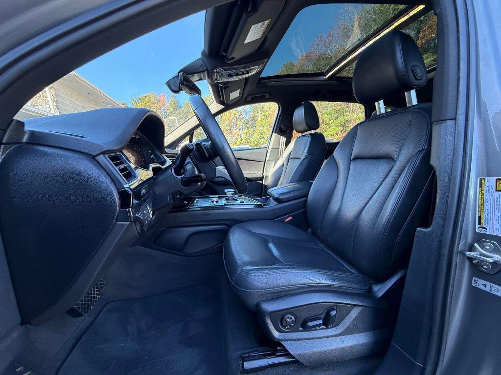 used 2017 Audi Q7 car, priced at $14,121