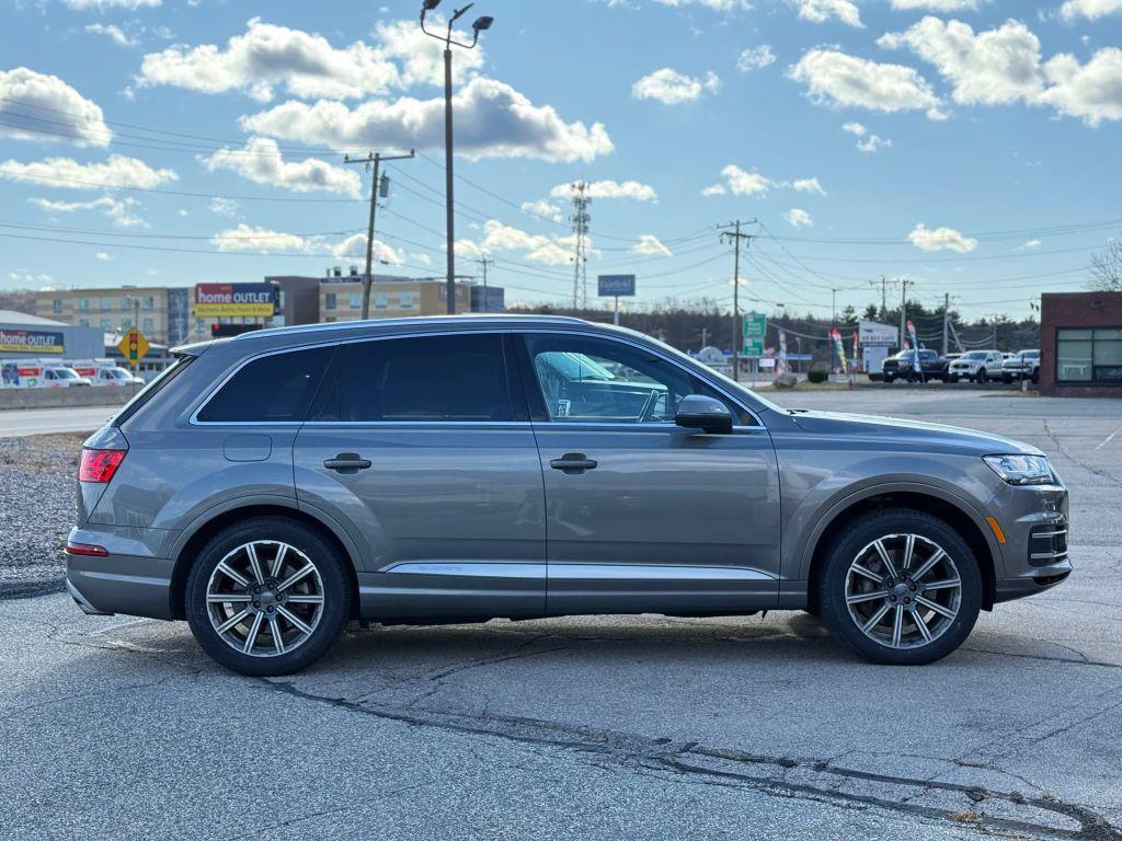 used 2017 Audi Q7 car, priced at $14,121