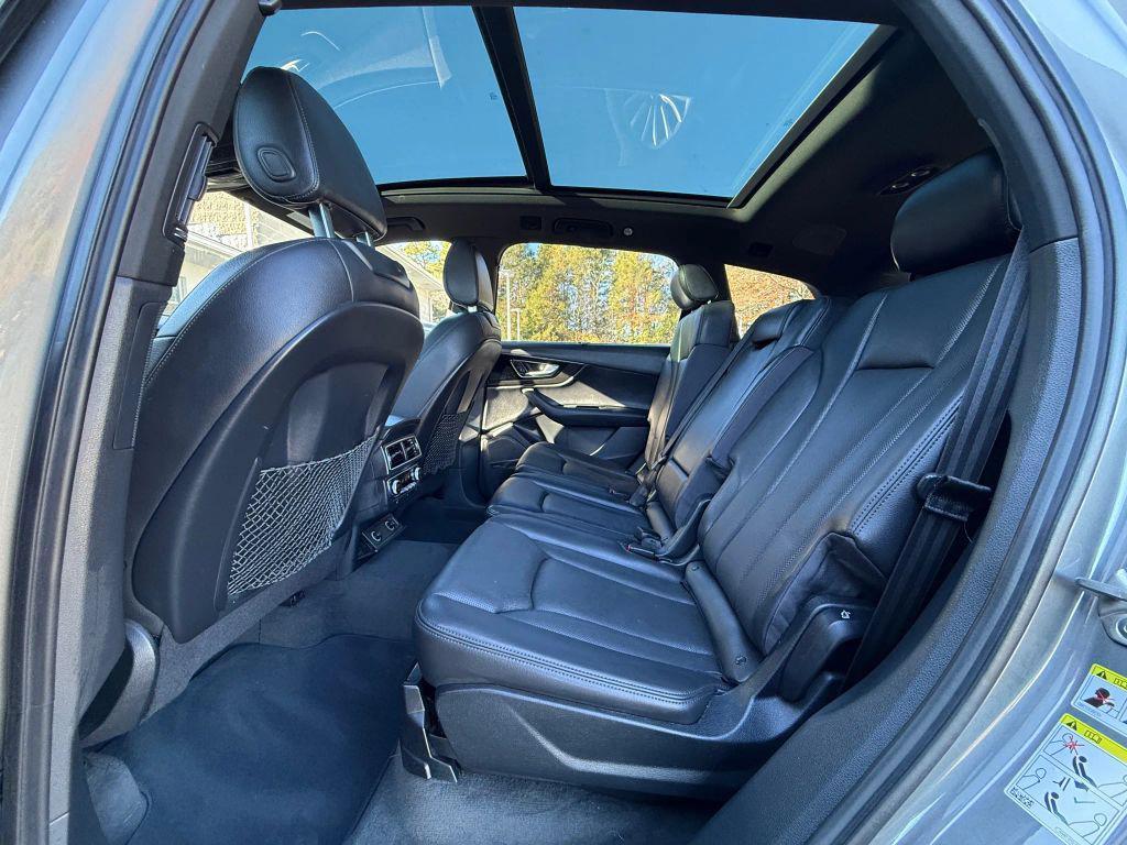 used 2017 Audi Q7 car, priced at $14,121