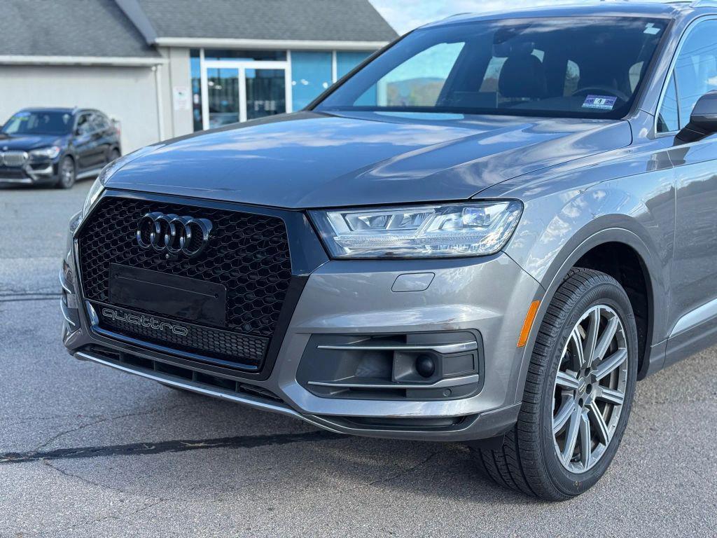 used 2017 Audi Q7 car, priced at $14,121