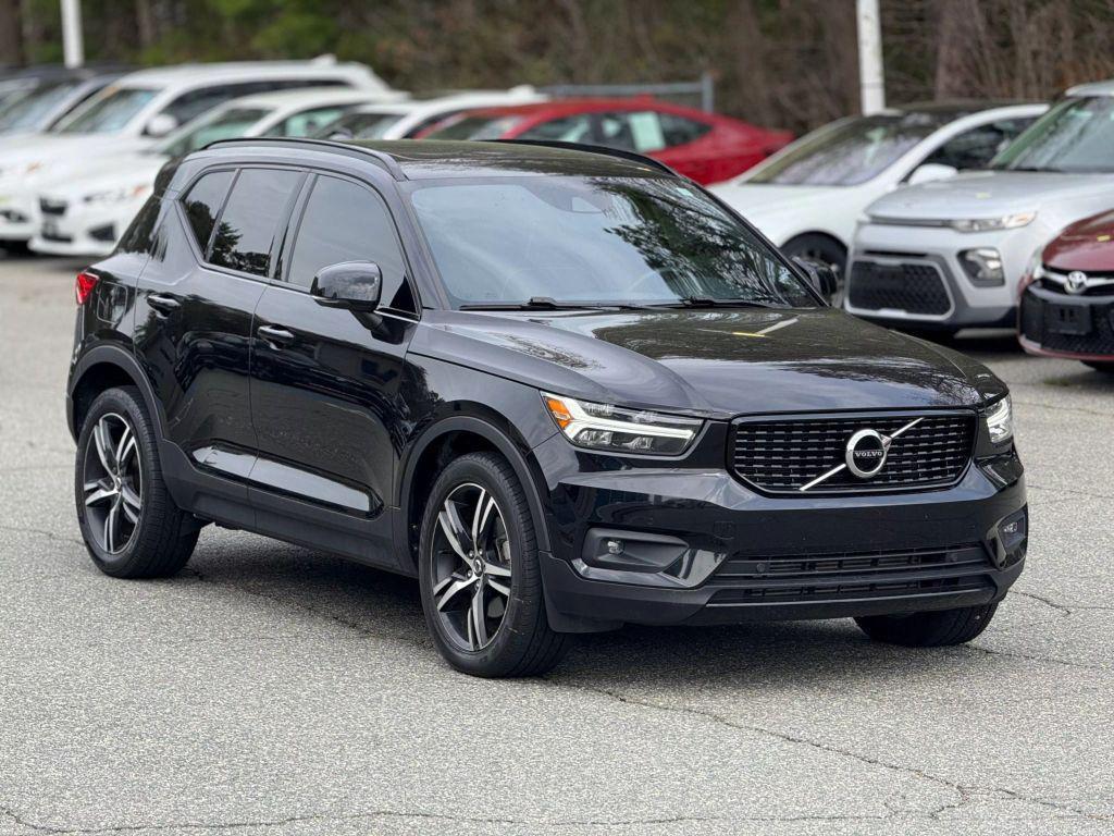 used 2021 Volvo XC40 car, priced at $19,597