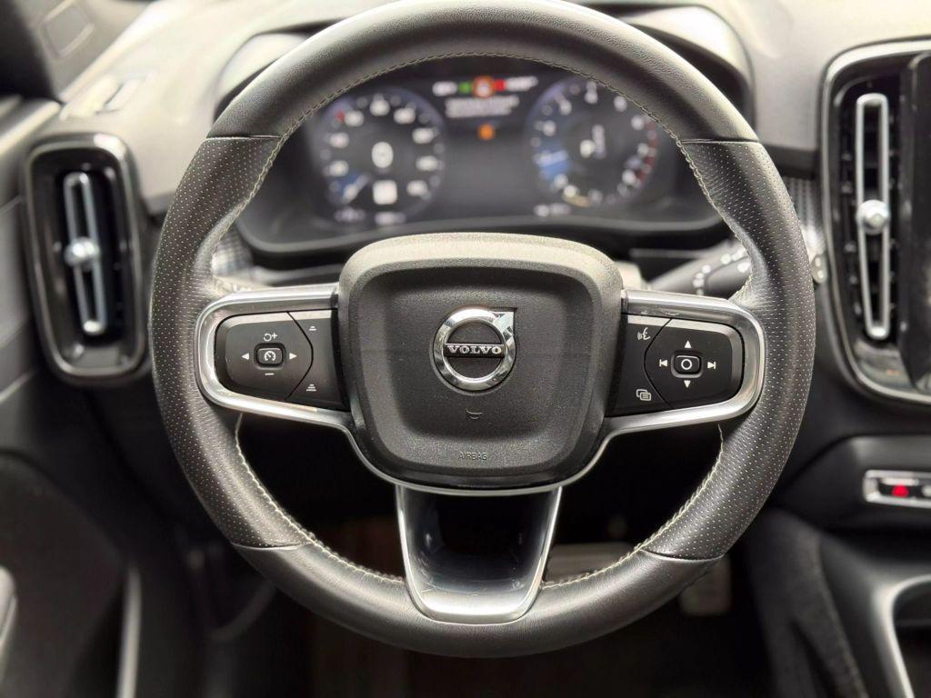 used 2021 Volvo XC40 car, priced at $19,597