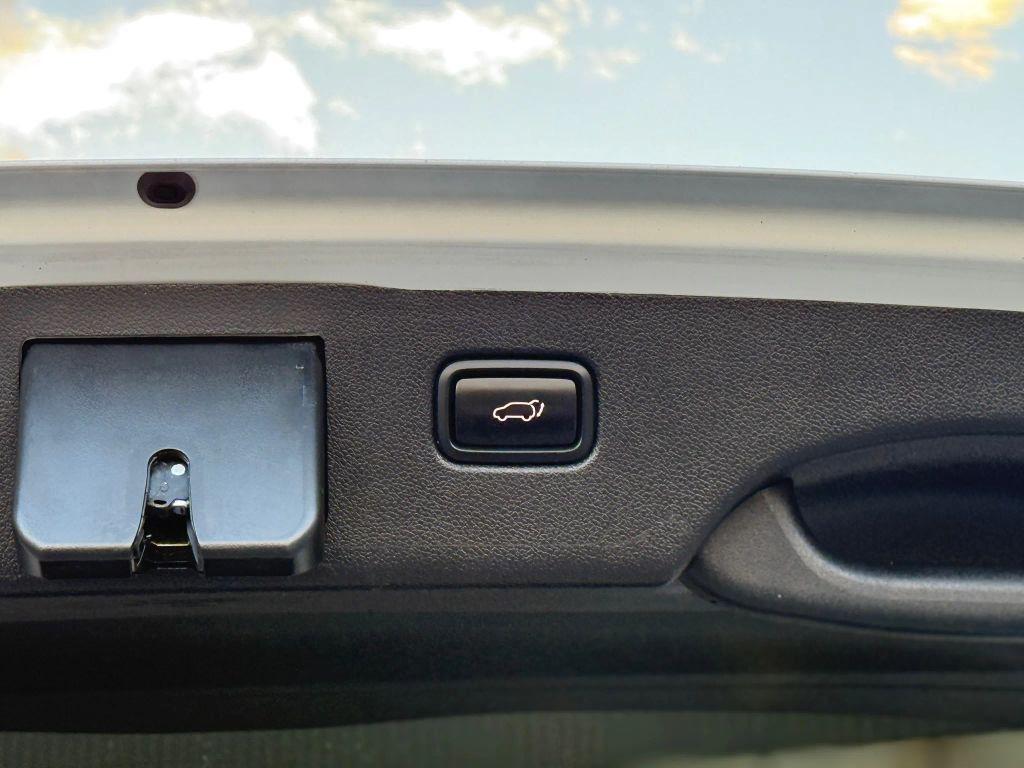 used 2019 Kia Sorento car, priced at $15,031