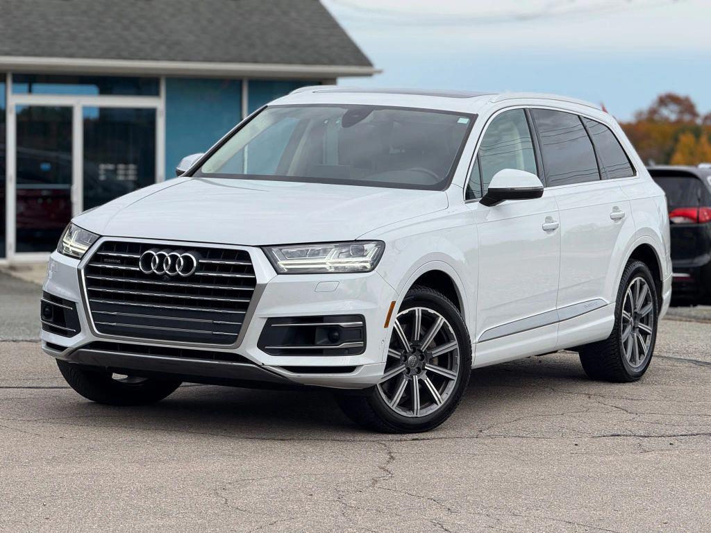 used 2019 Audi Q7 car, priced at $19,211