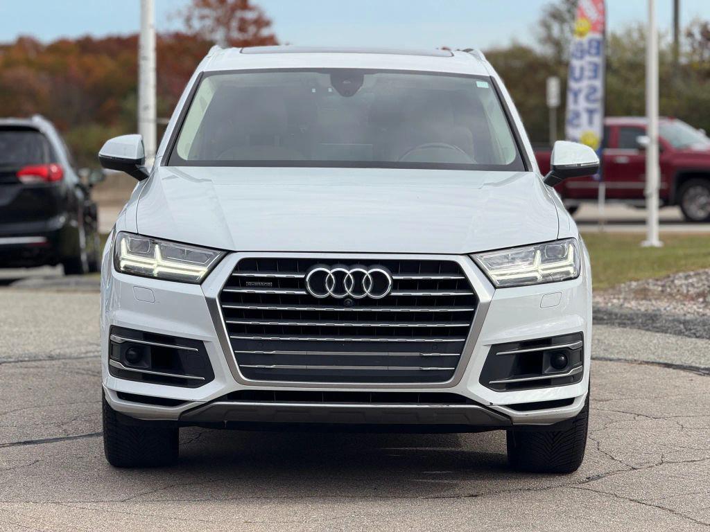 used 2019 Audi Q7 car, priced at $19,211