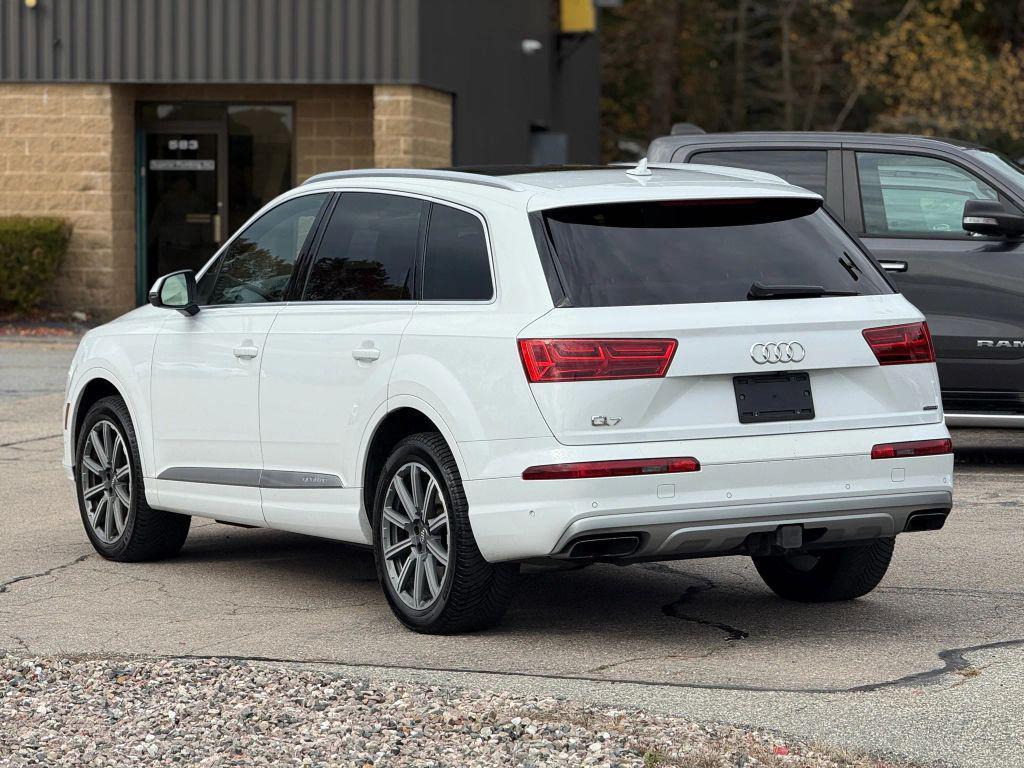 used 2019 Audi Q7 car, priced at $19,211