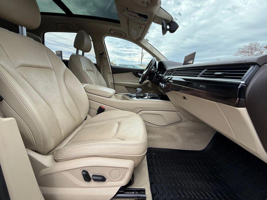 used 2019 Audi Q7 car, priced at $19,211