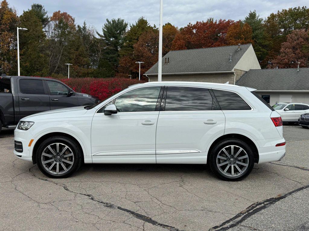 used 2019 Audi Q7 car, priced at $19,211