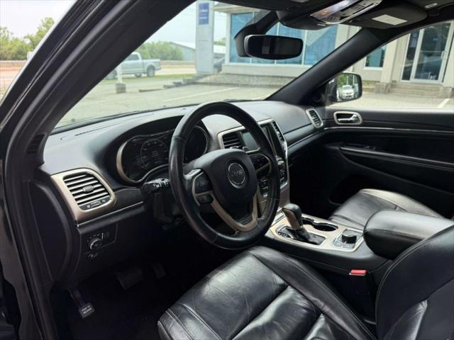 used 2017 Jeep Grand Cherokee car, priced at $17,609