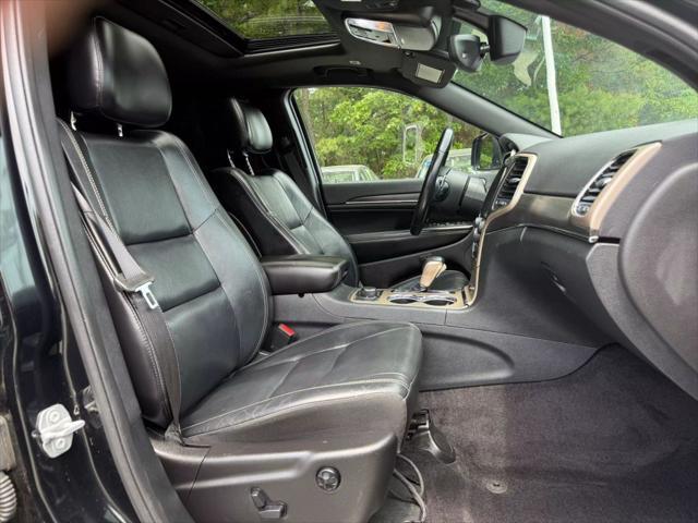 used 2017 Jeep Grand Cherokee car, priced at $17,609