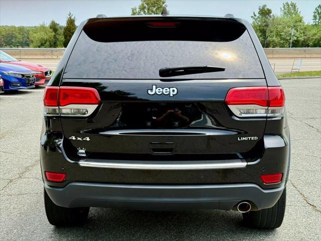 used 2017 Jeep Grand Cherokee car, priced at $17,609