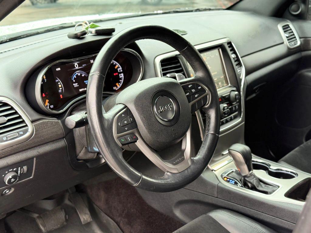 used 2017 Jeep Grand Cherokee car, priced at $17,042