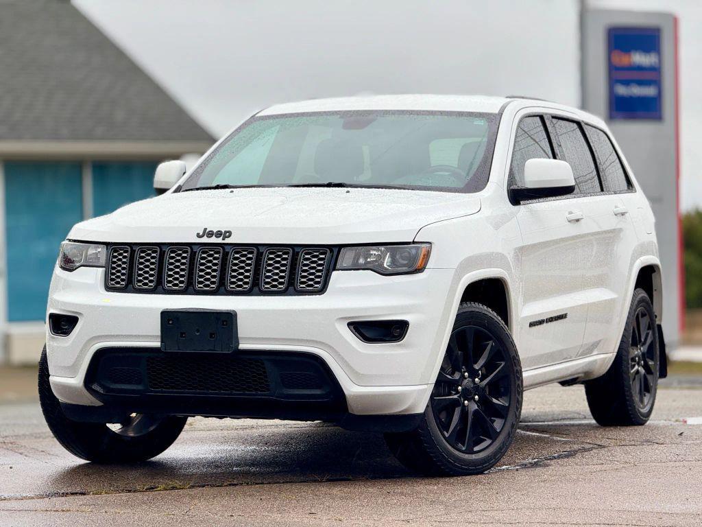 used 2017 Jeep Grand Cherokee car, priced at $17,042