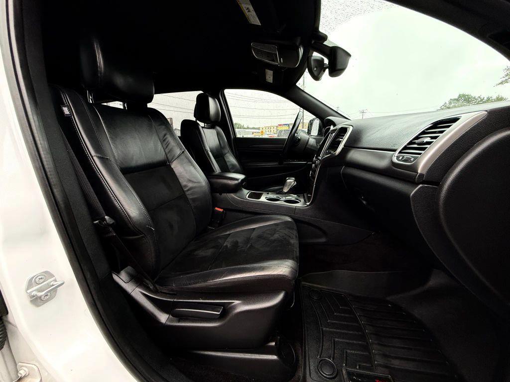 used 2017 Jeep Grand Cherokee car, priced at $17,042